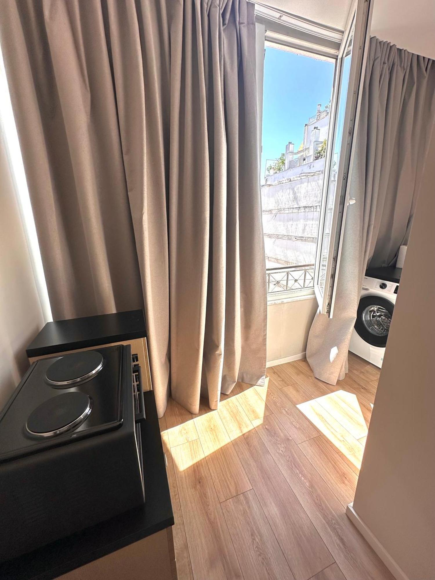 Amazon 8 Guesthouse Tiranë Luaran gambar